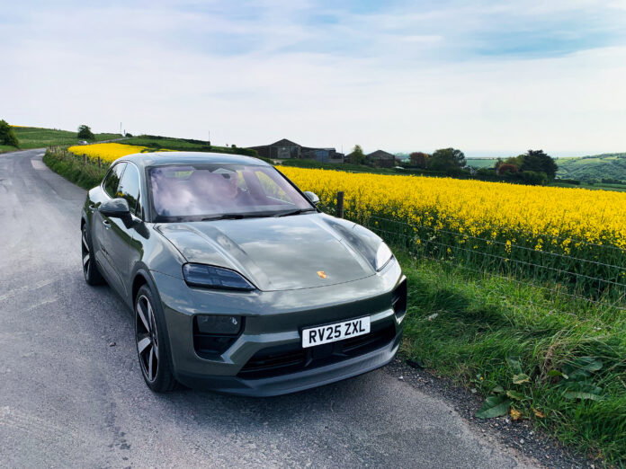 Porsche Macan 4S Electric AWD